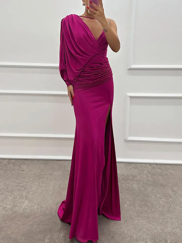 Naiana - One-Shoulder Gown