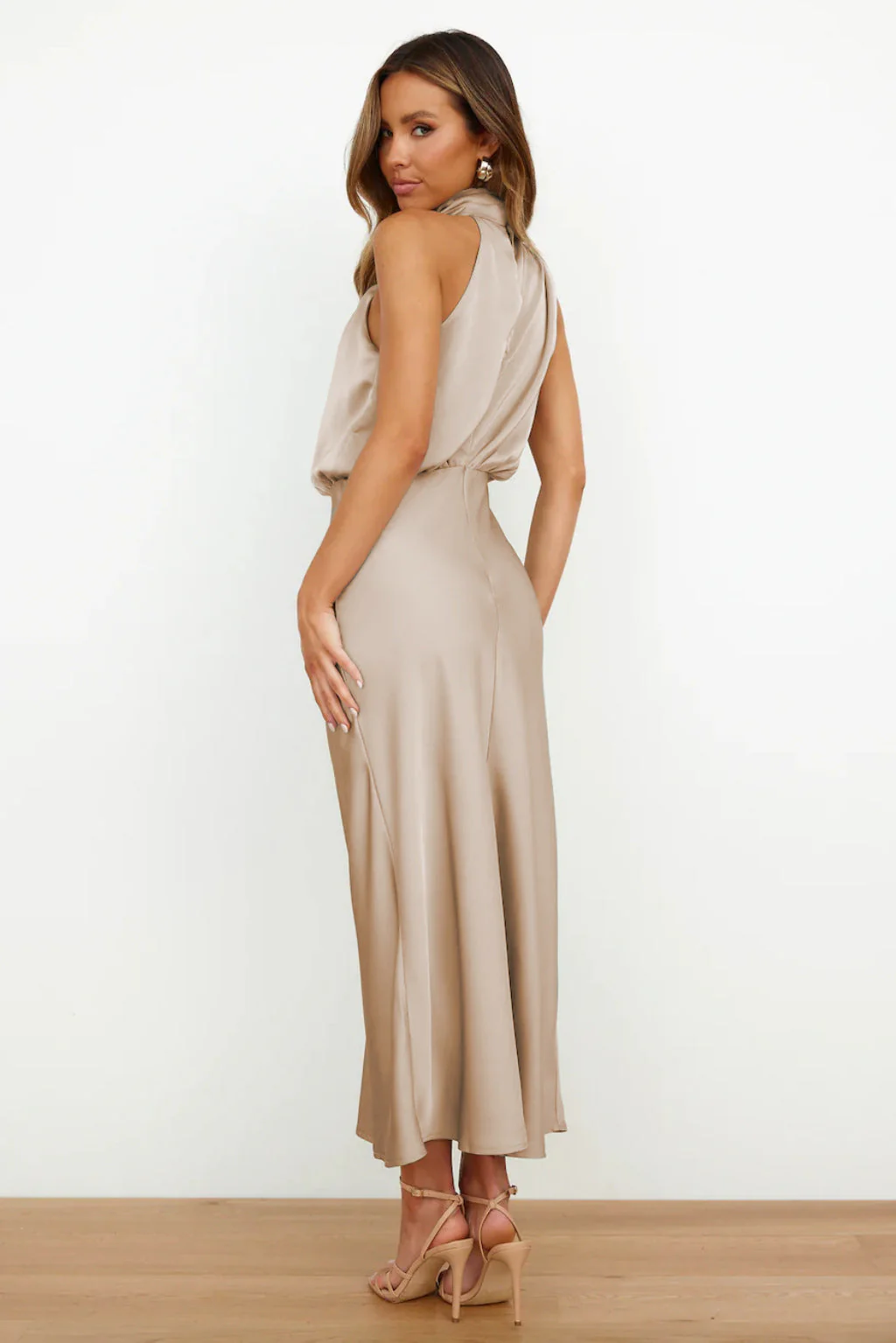 Marian - Elegant Midi Dress