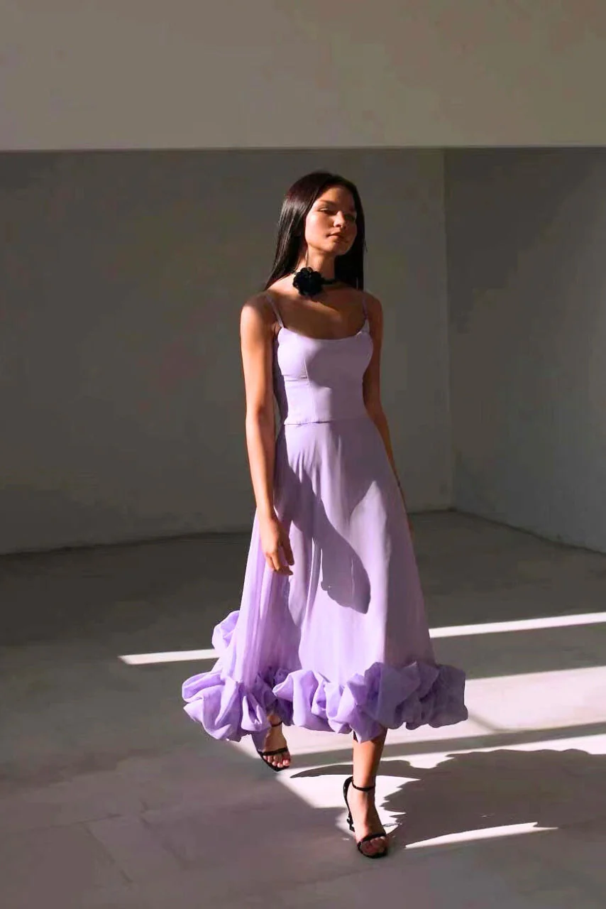 Carla - Graceful Flowing Midi Dress