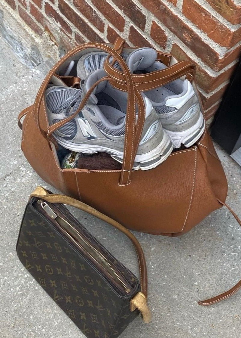 LIV - ELEGANT SHOULDER BAG