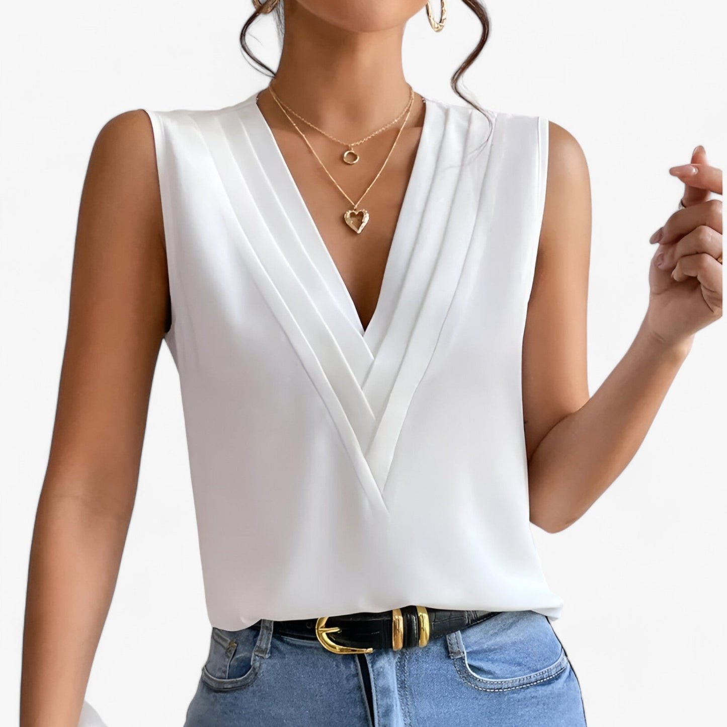 ÃSleeveless Blouse - For effortless comfort