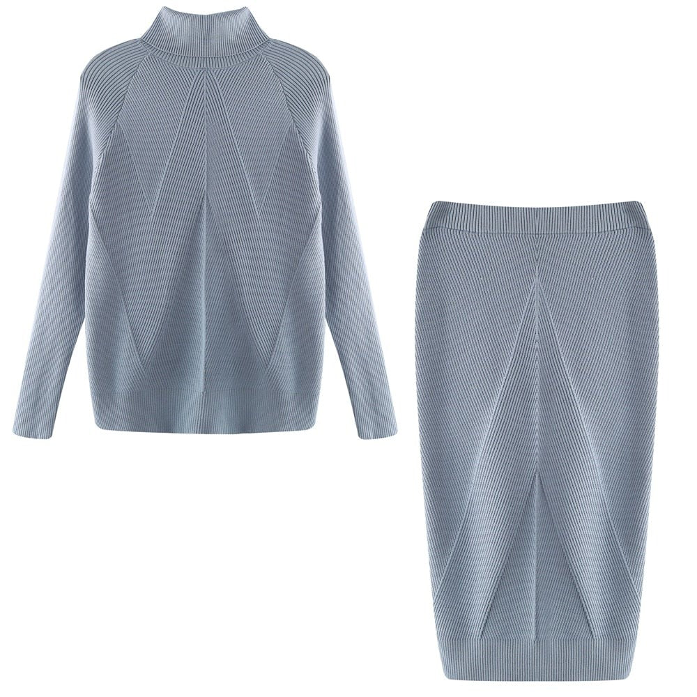 Shanin- A super cozy knitted dress for cold days