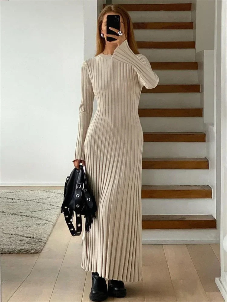 WW | Tight-fitting long knit dress with pleated design and stretch fabric, women's knit dress