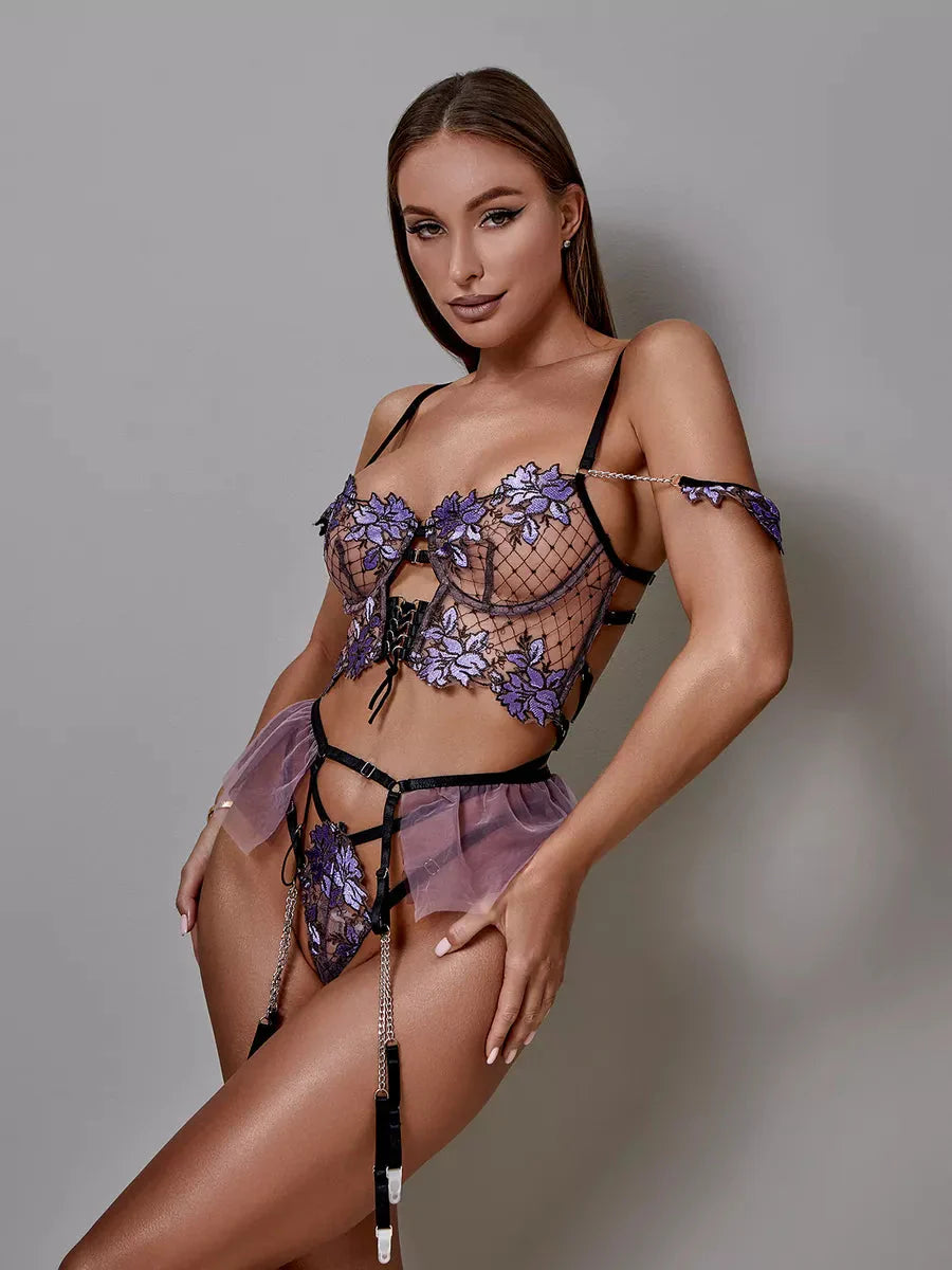 Liliana Embroidered Bra – Elegant & Tempting