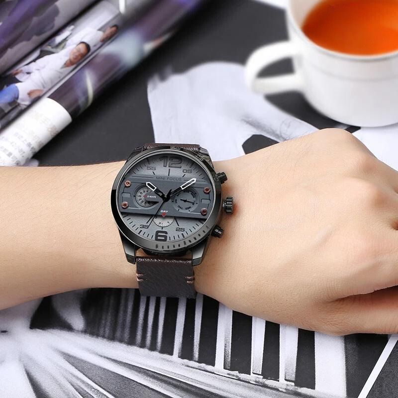 Luxury Leather Band Quartz Chronograph Waterproof Sports Watch