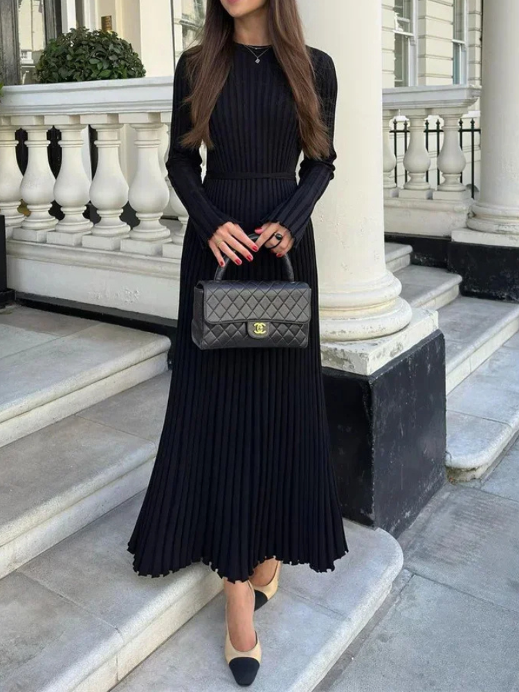 WW | Tight-fitting long knit dress with pleated design and stretch fabric, women's knit dress