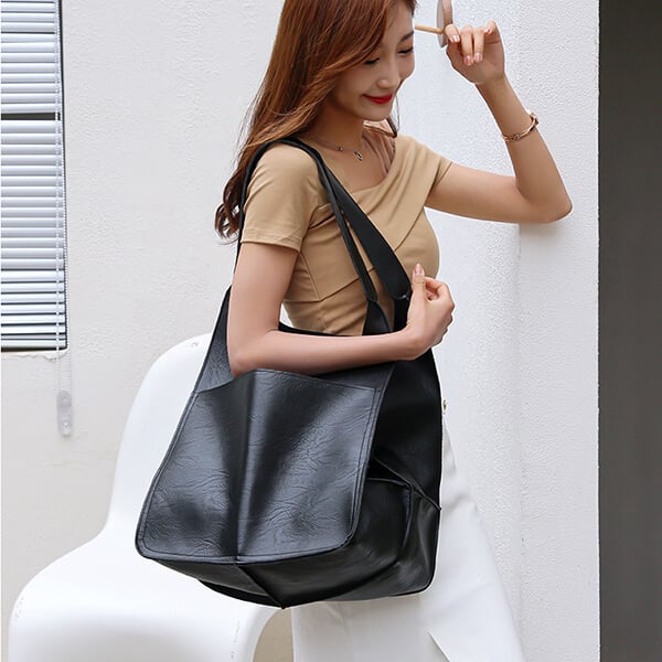 Xylia | New oversized handmade vegan leather handbag