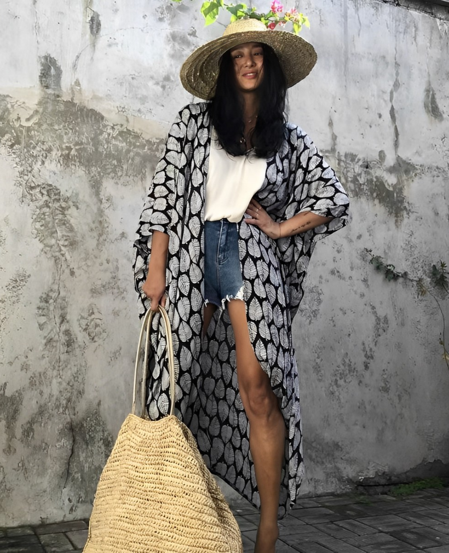 Retro Kimono | Long, patterned beach kimono with belt for women