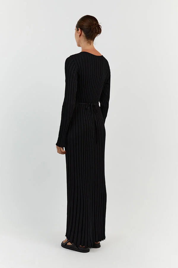 WW Knit Dress | Modern long-sleeved women's dress with V-neck