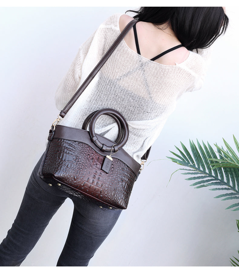 Talisa - Stylish crocodile leather bag with handmade details