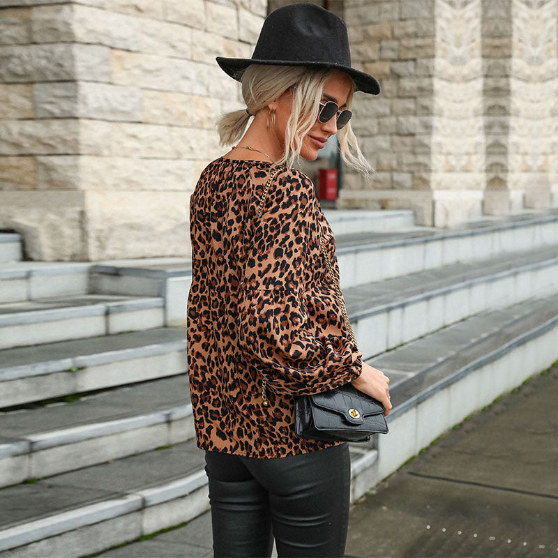 Women's blouse with unique leopard print and voluminous sleeves WW