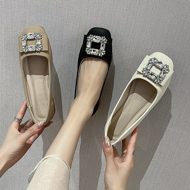Women's ballerinas with decorative stones and comfortable sole W&W