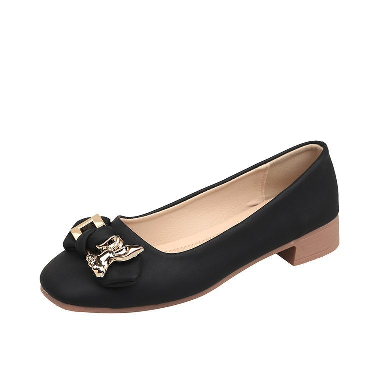 Women's ballerinas with decorative bow appliquŽ and comfortable insole W&W