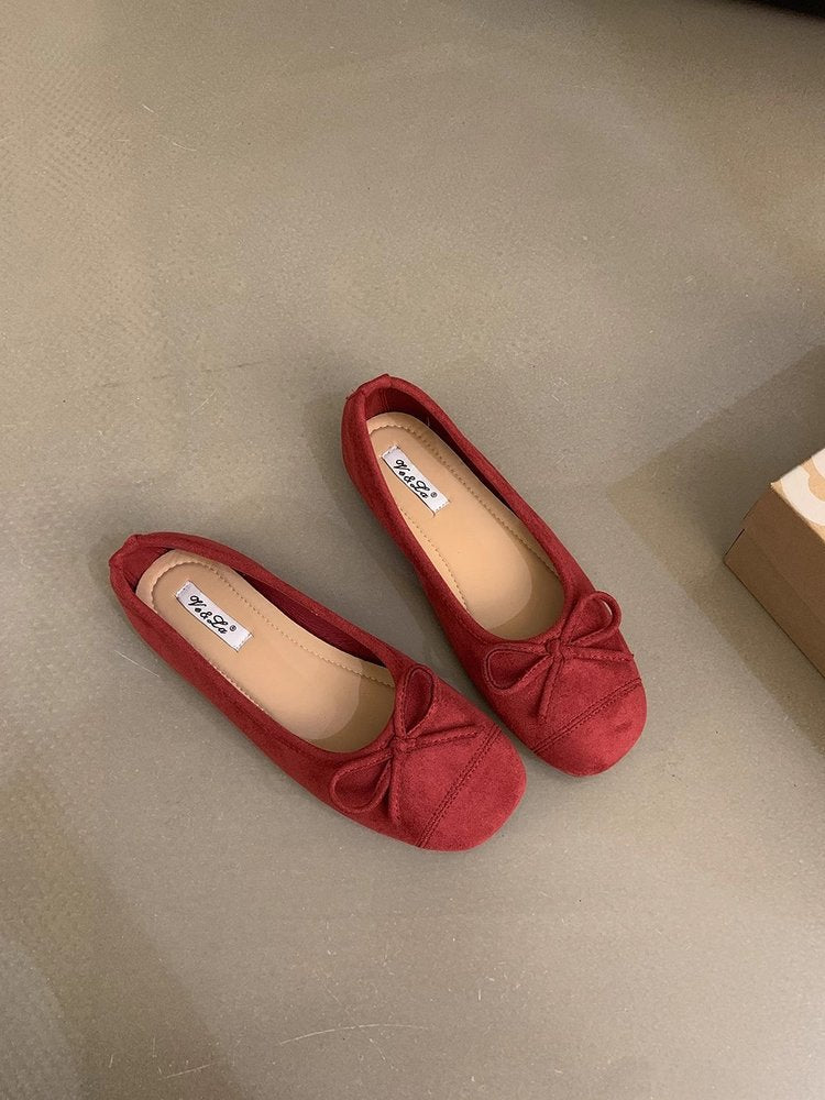 Women's ballerinas with decorative bow detail and ergonomic footbed W&W