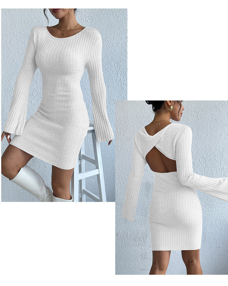 WW | Long-sleeved trumpet sleeve open back knit dress