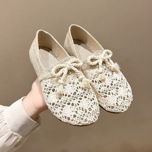 Women's ballerinas with sophisticated crochet lace and high-quality upper material W&W