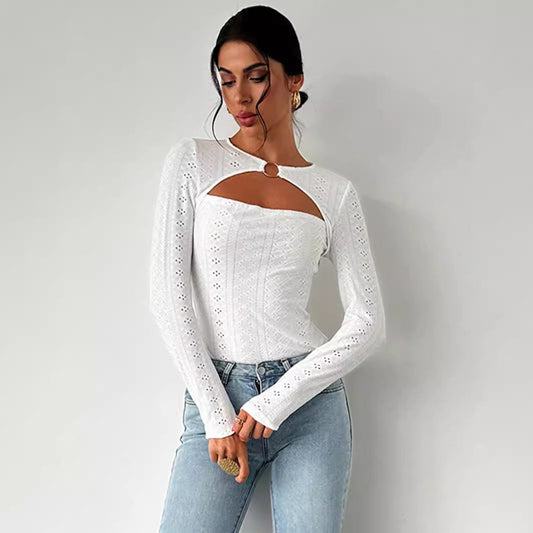 Women's blouse with decorative cut-out and fine lace details W&W