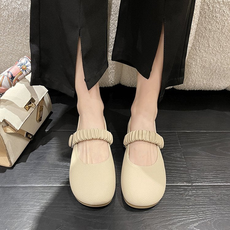 Women's ballerinas with decorative strap and comfortable sole W&W