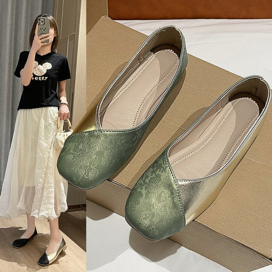 Women's ballerinas with a unique play of colors and textures W&W