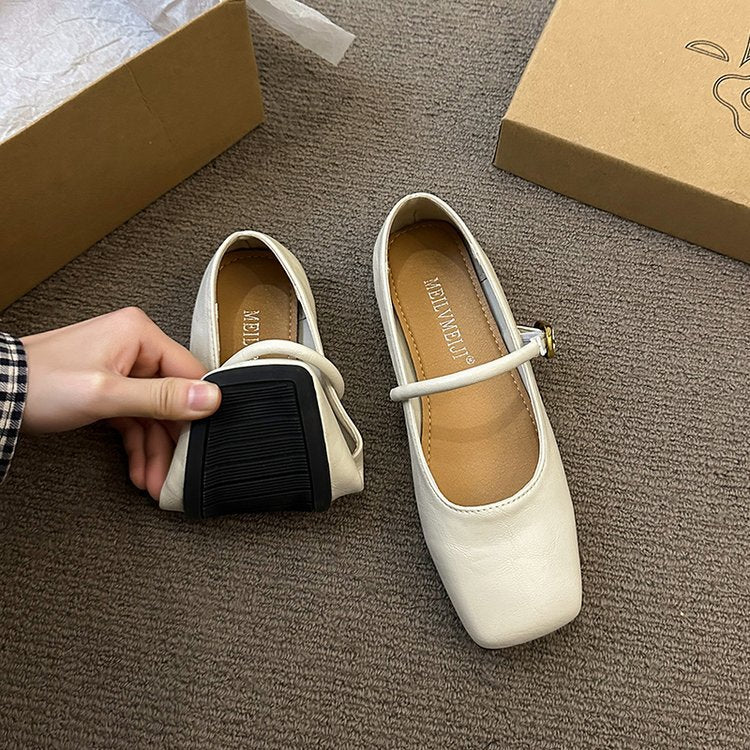 Women's ballerinas with decorative straps and elegant buckle detail W&W