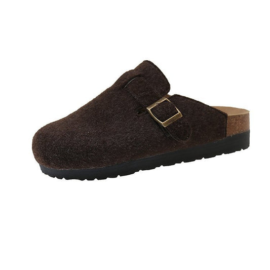 Women's clogs with comfortable footbed and elegant strap design W&W
