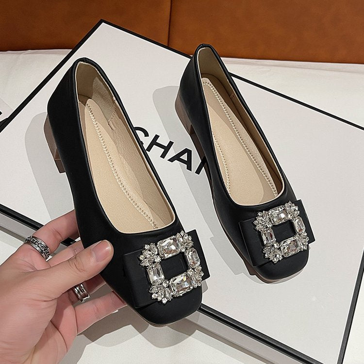 Women's ballerinas with decorative stones and comfortable sole W&W