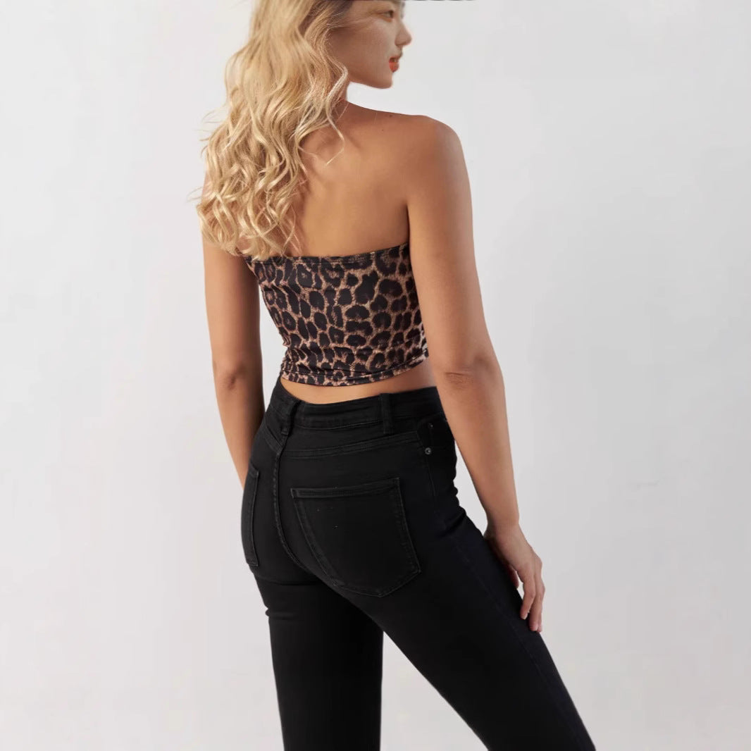 Women's bandeau top with casual knot design WW