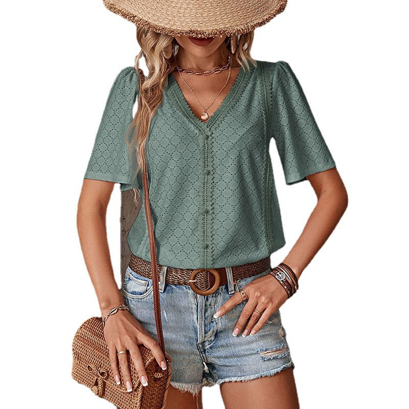 Women's blouse with decorative lace pattern and elegant V-neck WW