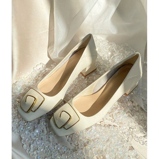 Women's comfortable pumps with stylish buckle detail W&W