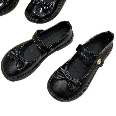 Women's ballerinas with decorative bow detail and comfortable insole W&W