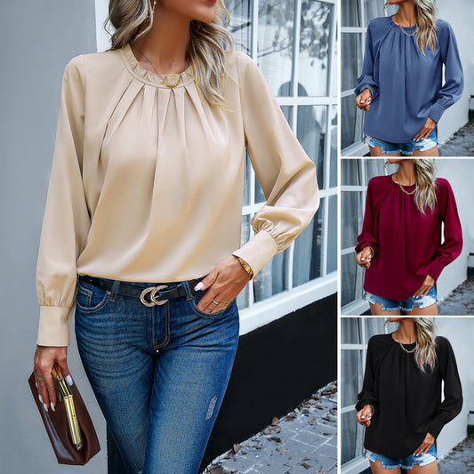 Women's blouse with elegant pleats and decorative round neck WW