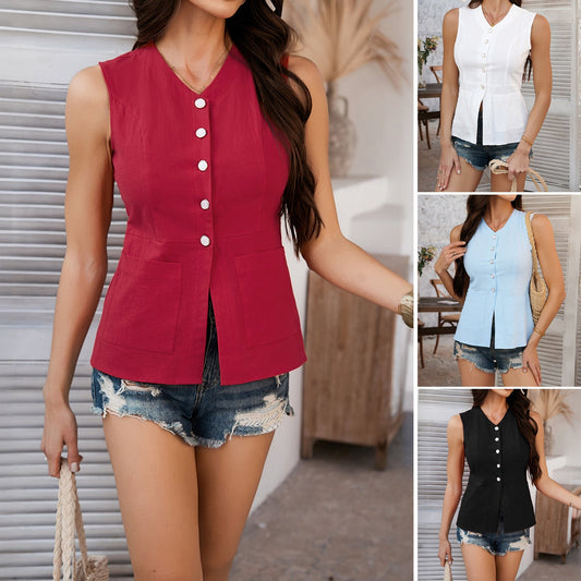 Women's sleeveless button-front top with decorative pockets WW
