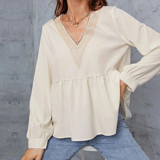 Women's blouse with elegant V-neck and voluminous sleeves W&W