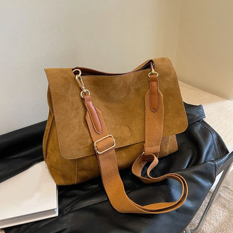 Erna | Vintage Suede Shoulder Bag