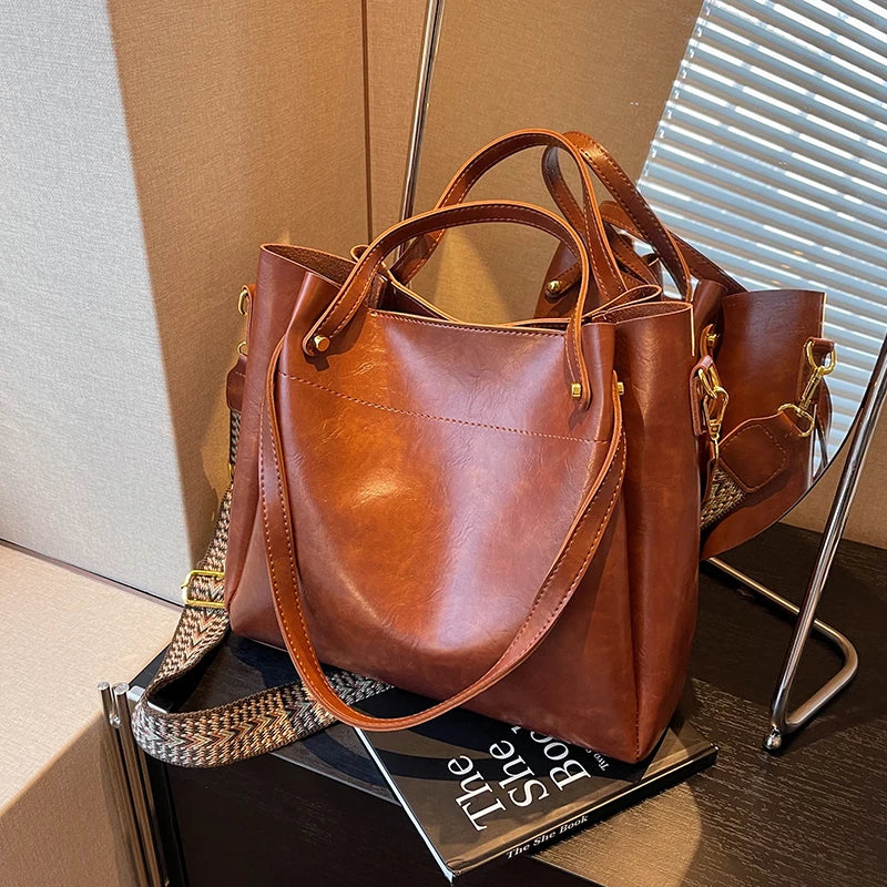 Daria | Elegant leather bag with two straps