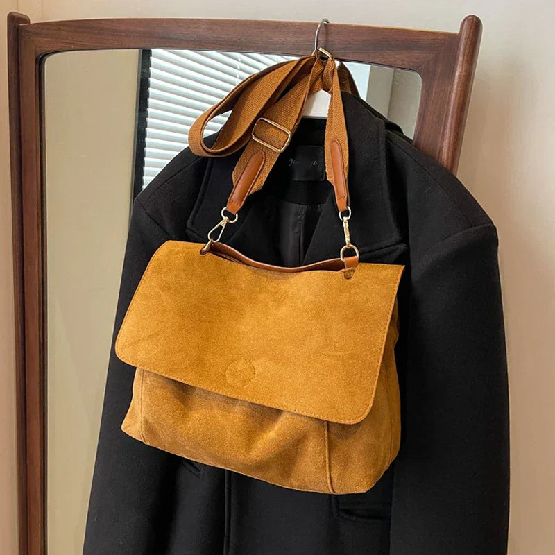 Erna | Vintage Suede Shoulder Bag