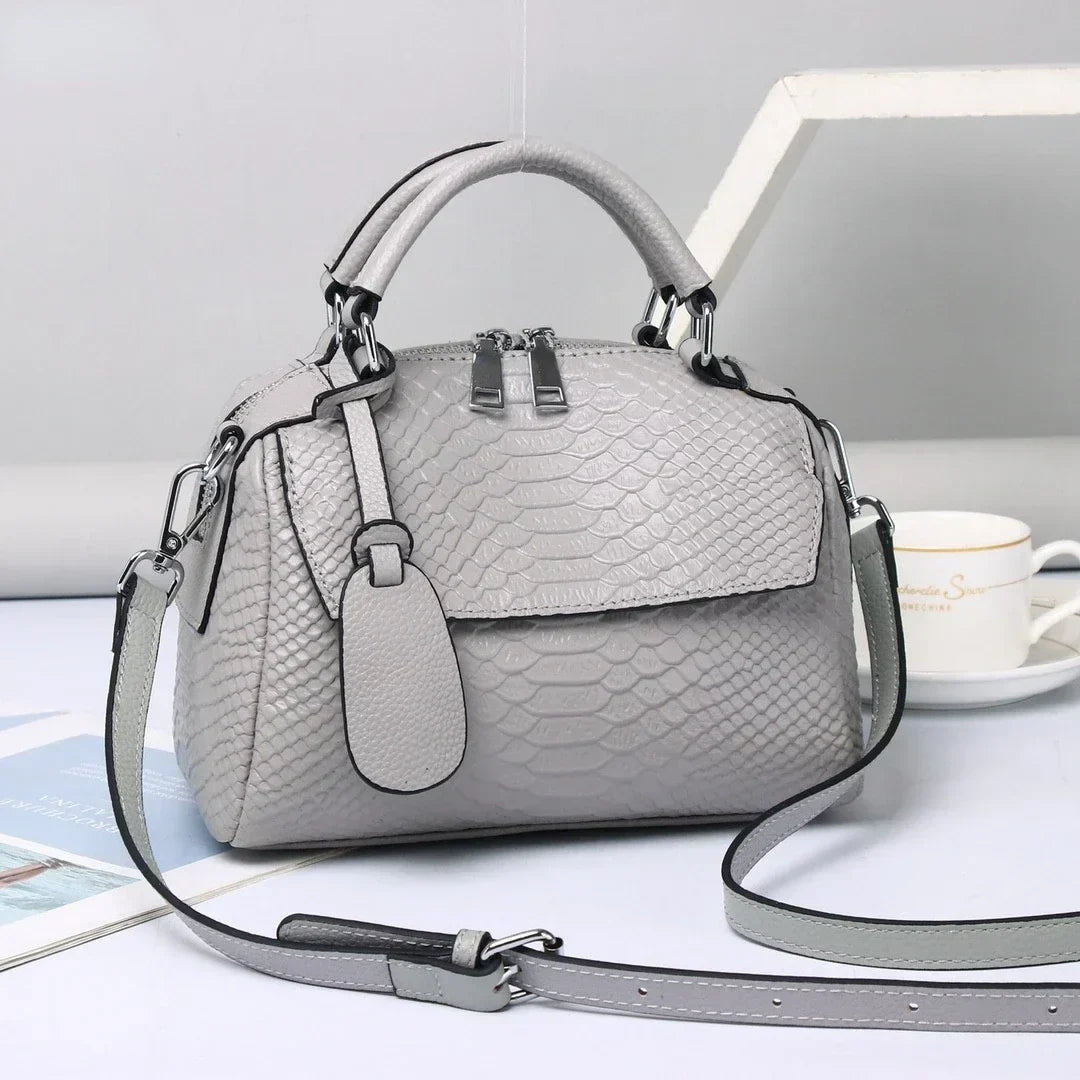 Liva | Elegant leather handbag with crocodile print