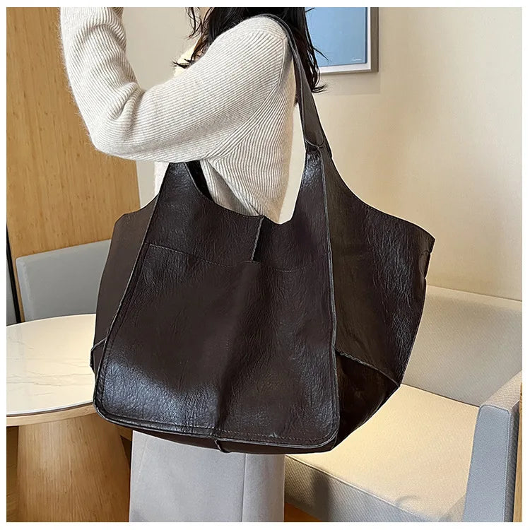 Xylia | New oversized handmade vegan leather handbag