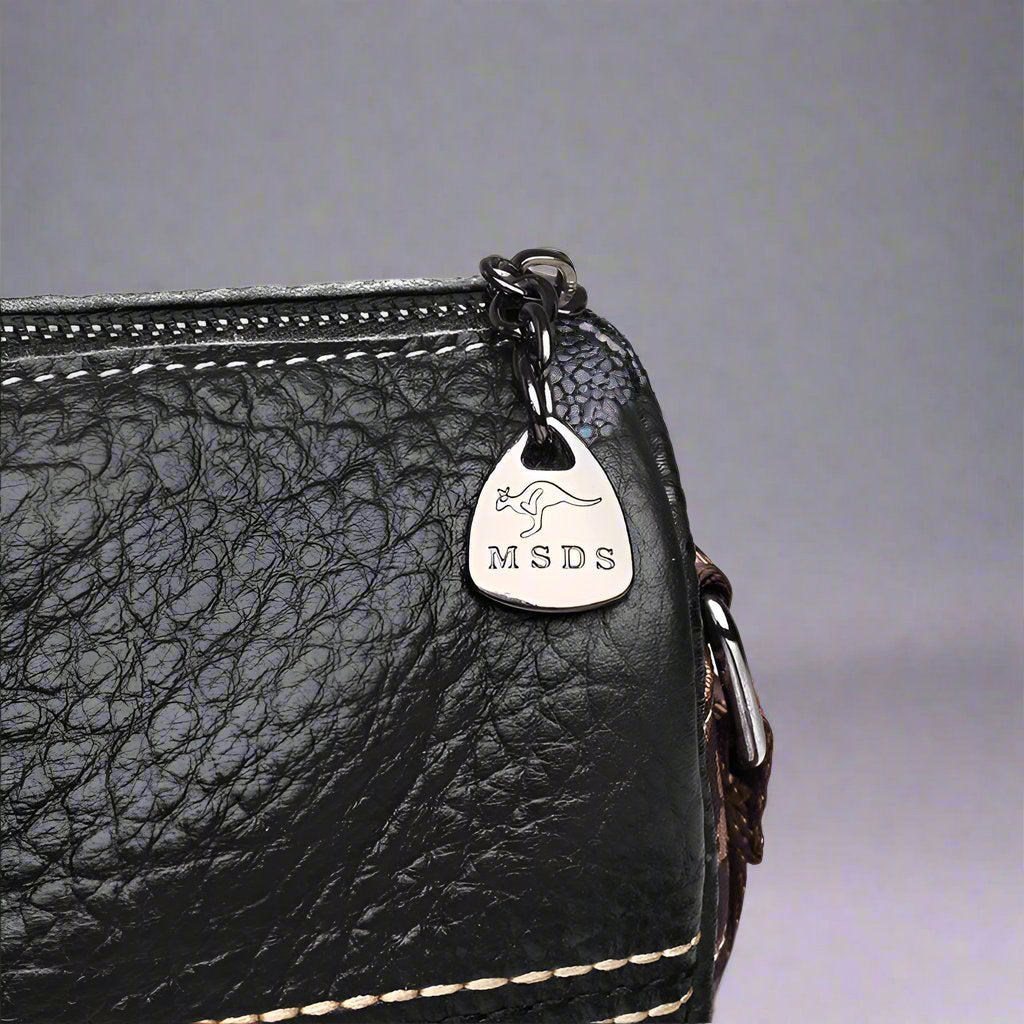 Abigail - Stylish shoulder bag with stone grain pattern