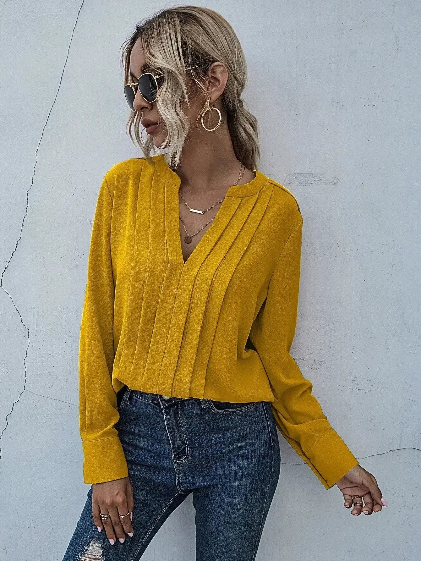 Seona | Elegant Pleated Blouse