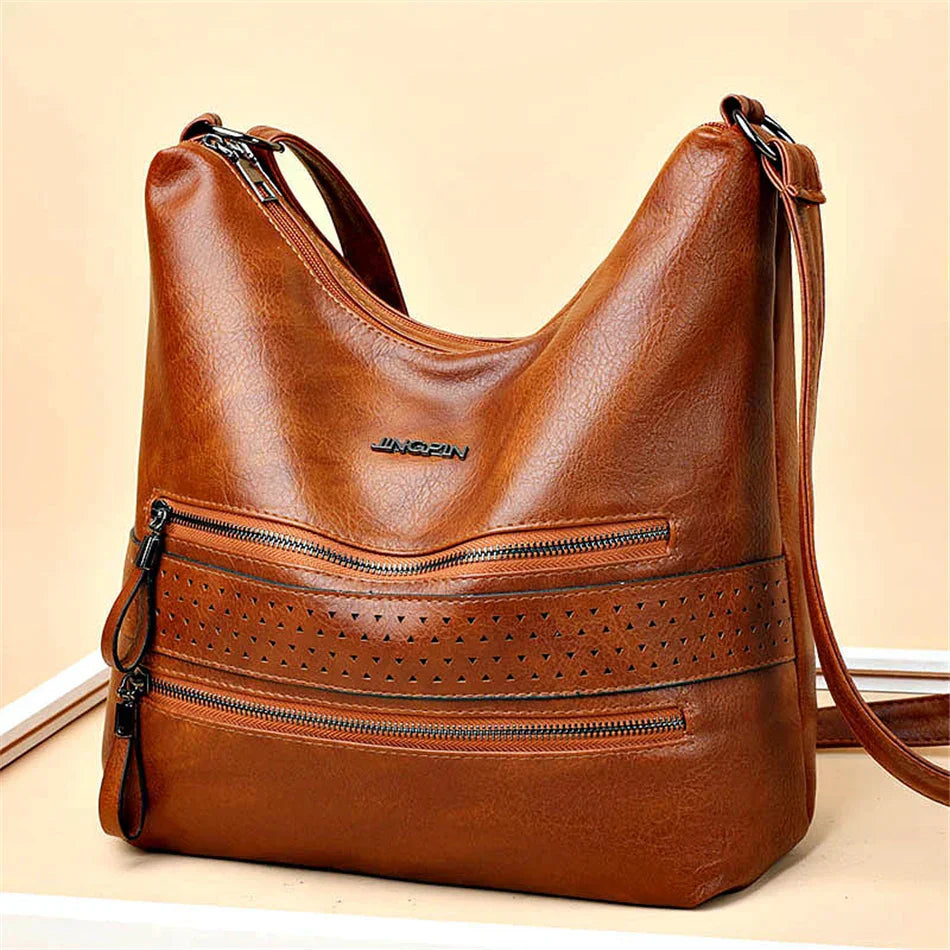 Veda - High-quality shoulder bags made of vegan leather