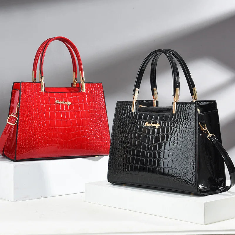 Wilja | Handbag in shiny leather with crocodile pattern