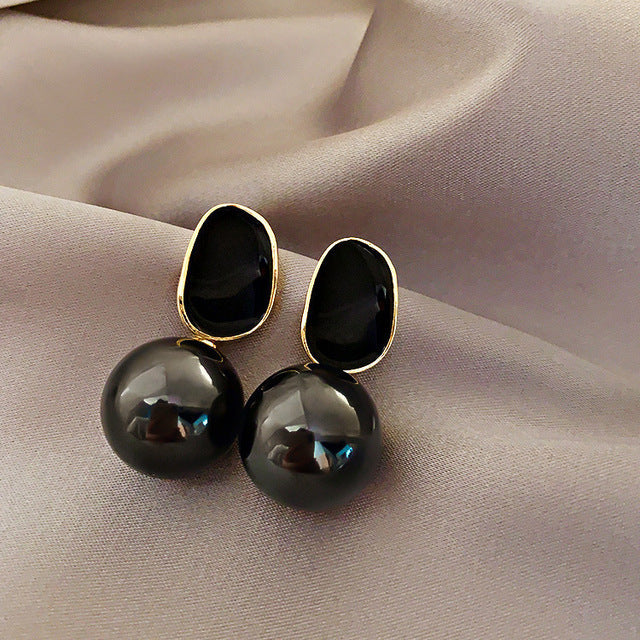 Vintage Geometric Pearl Earrings