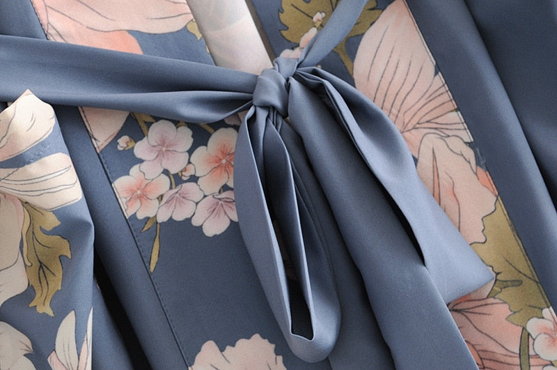 Long kimono robe with batwing sleeves