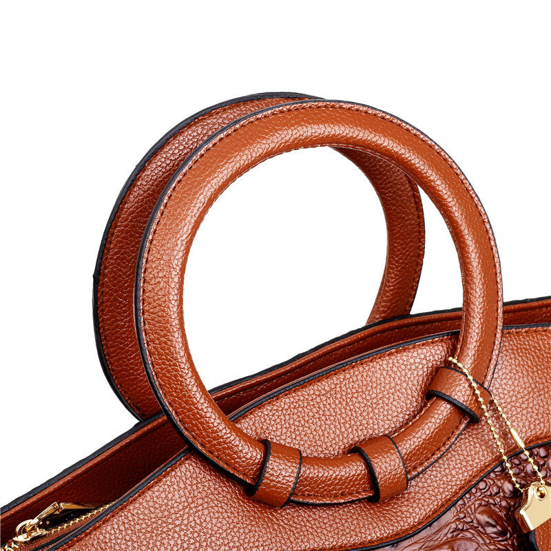 Talisa - Stylish crocodile leather bag with handmade details