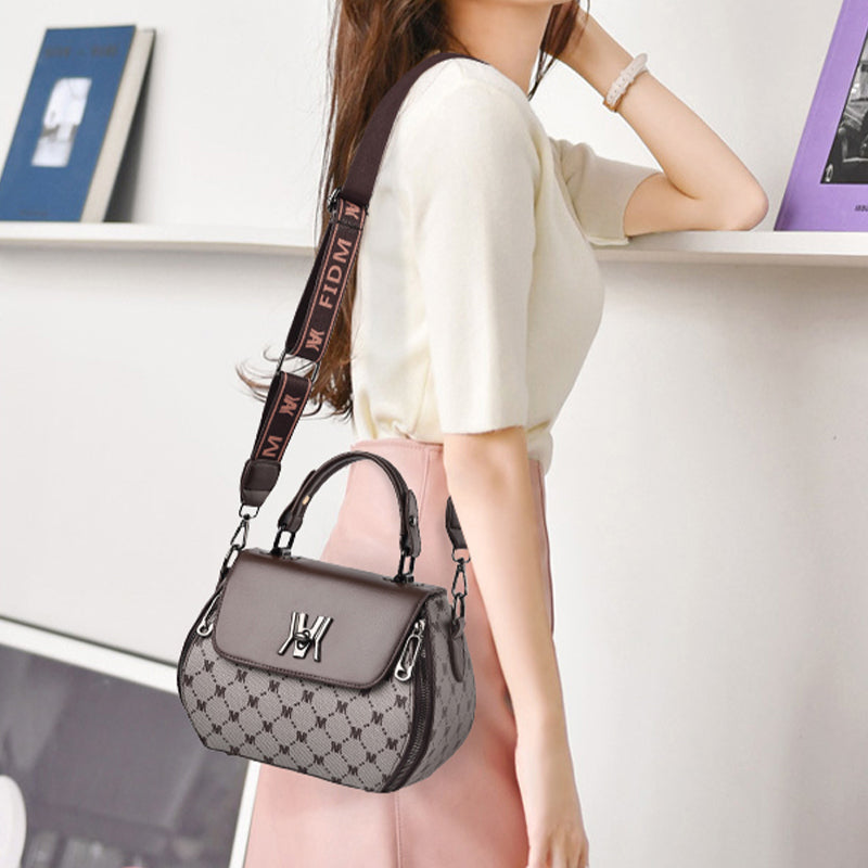 Yzella - New multifunctional hanging bag in leather